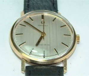 Omega Manual Wind Gentlemens 9ct Gold Wristwatch.
