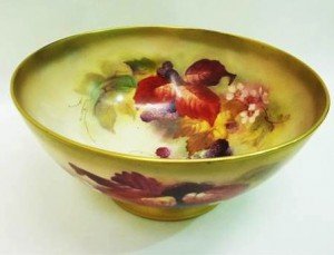 porcelain circular fruit bowl