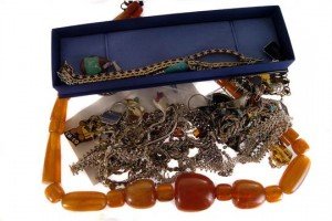 ollection of silver and costume jewellery