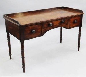 mahogany side table,