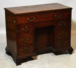 mahogany kneehole desk