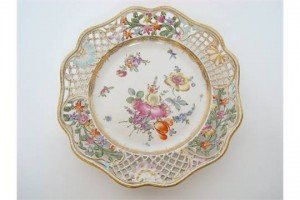 porcelain cabinet plate