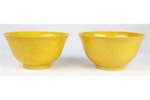 glazed porcelain bowls