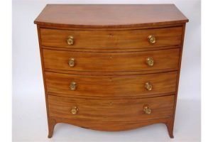 chest of drawers,