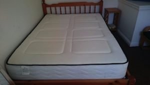 pine double bed