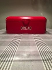 metal bread bin