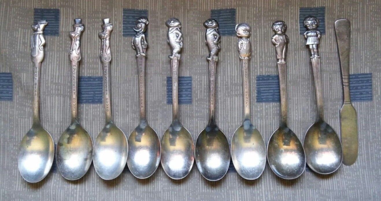 Vintage Childrens Spoons 9 Spoons 1 Knife