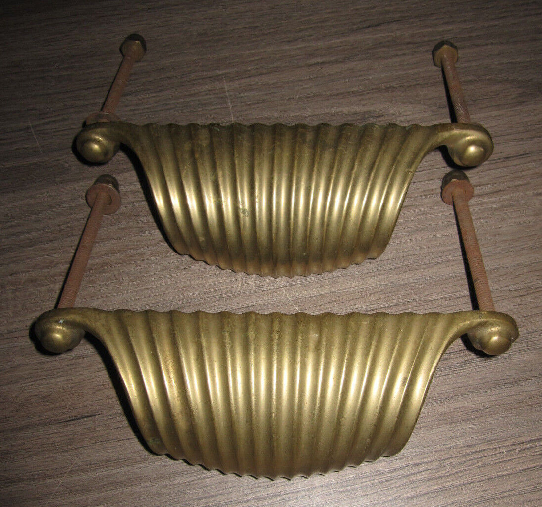 Pair of vtg Art Deco style large gold tone metal drawer pulls, 7.5" across