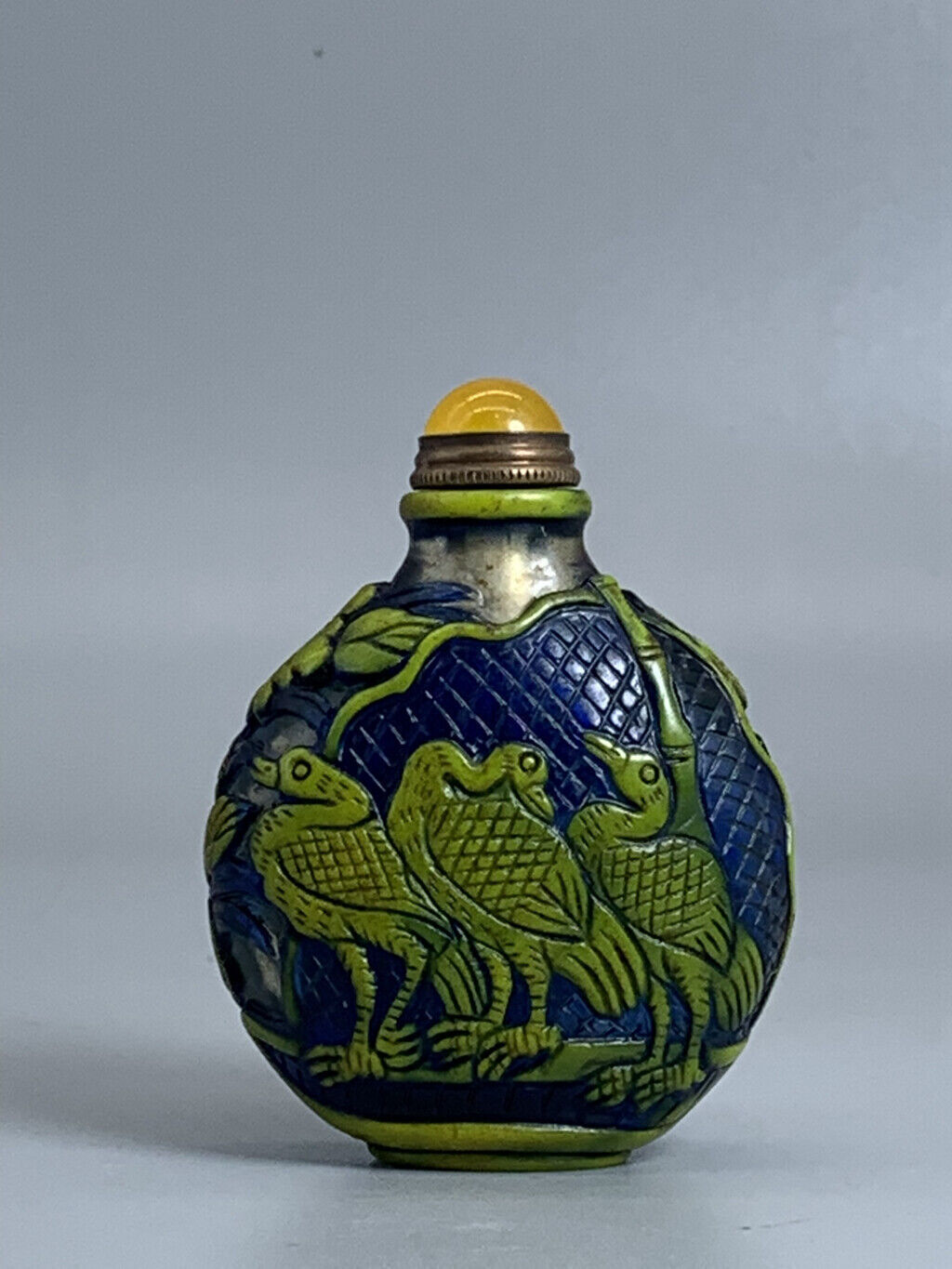 Chinese Old Beijing Glaze Handmade Exquisite Pattern Snuff Bottle 90903