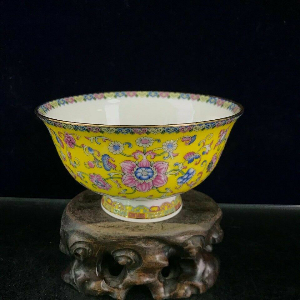 Chinese old porcelain Gold and pink flower pattern bowl