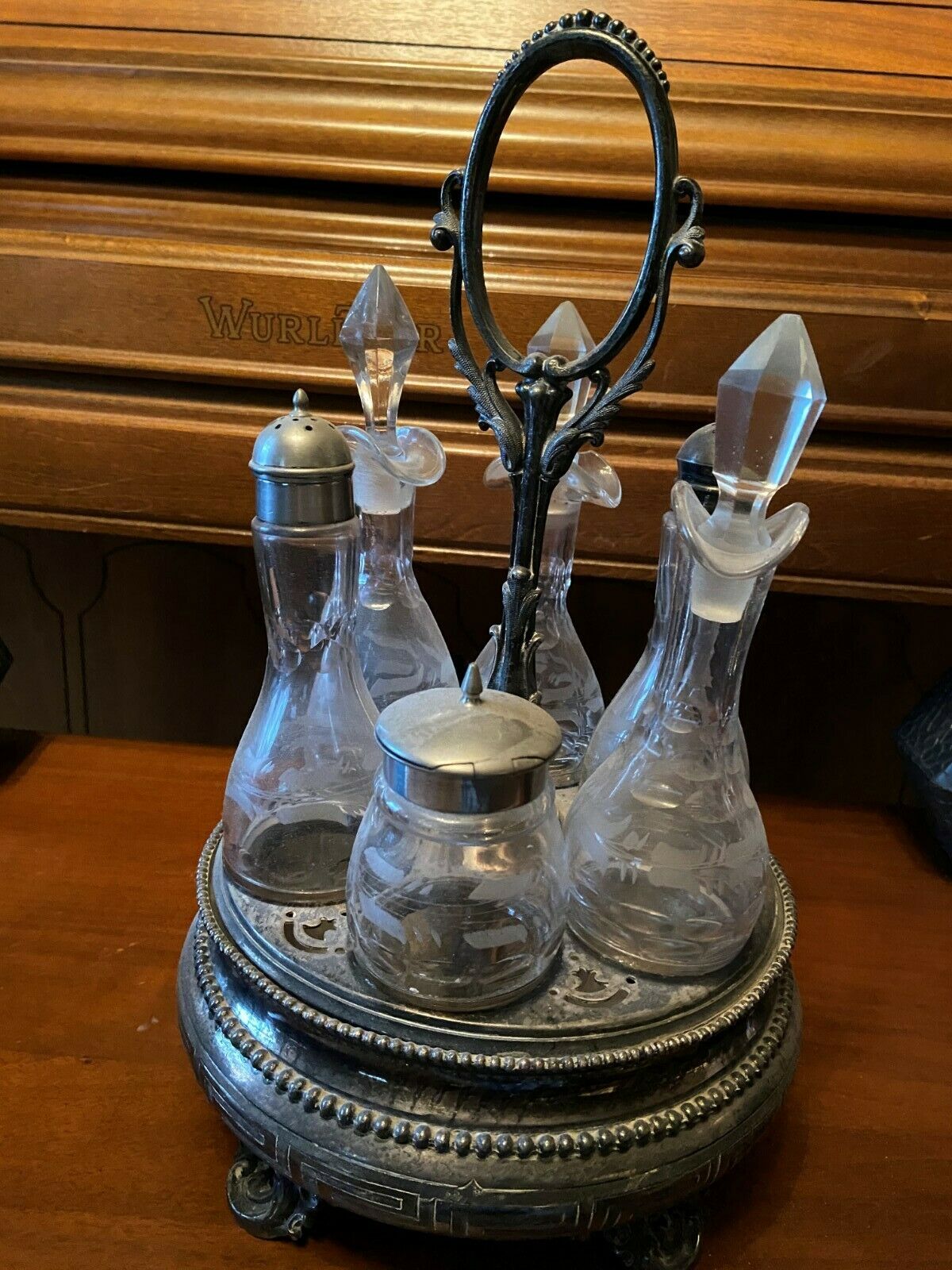 Antique Silver Meriden B Silverplate Castor Cruet Set w/ 6 Bottles/Stoppers