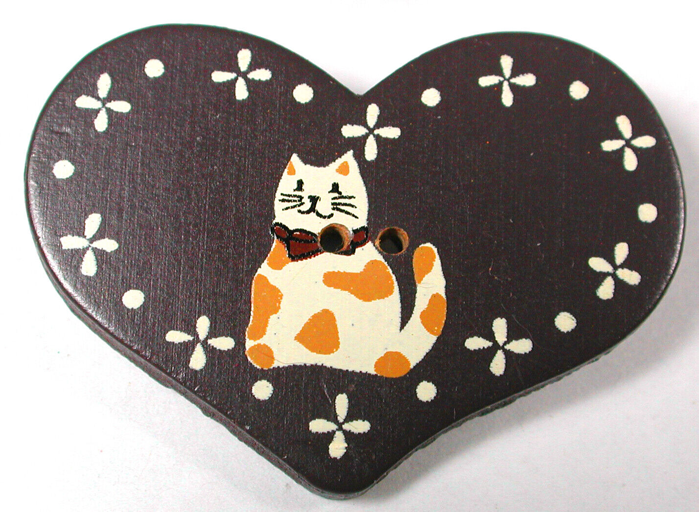 Lg Sz Vintage Wood Button Wonderful Hand Painted Cat on Heart Shape 1 & 3/4"