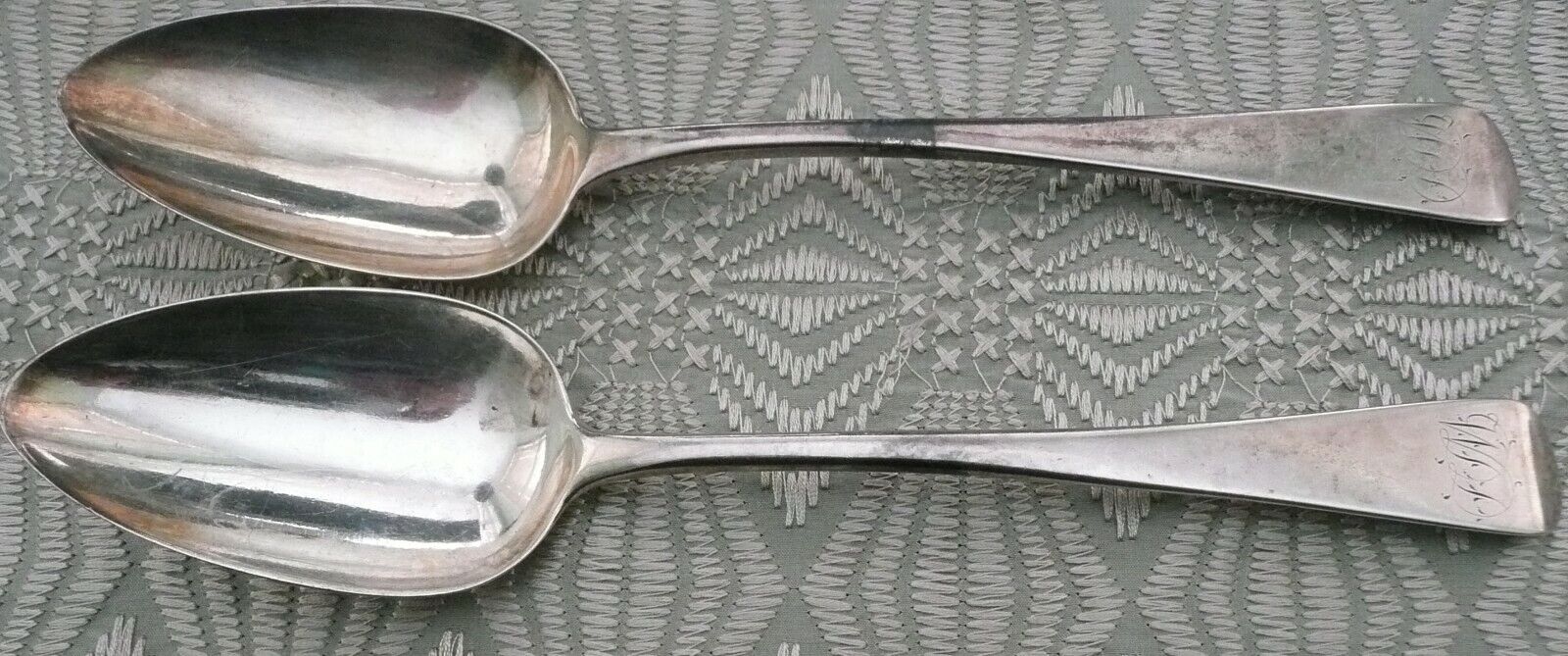 Pair of Fine Quality George III period Solid Silver Serving Spoon, English 1789.
