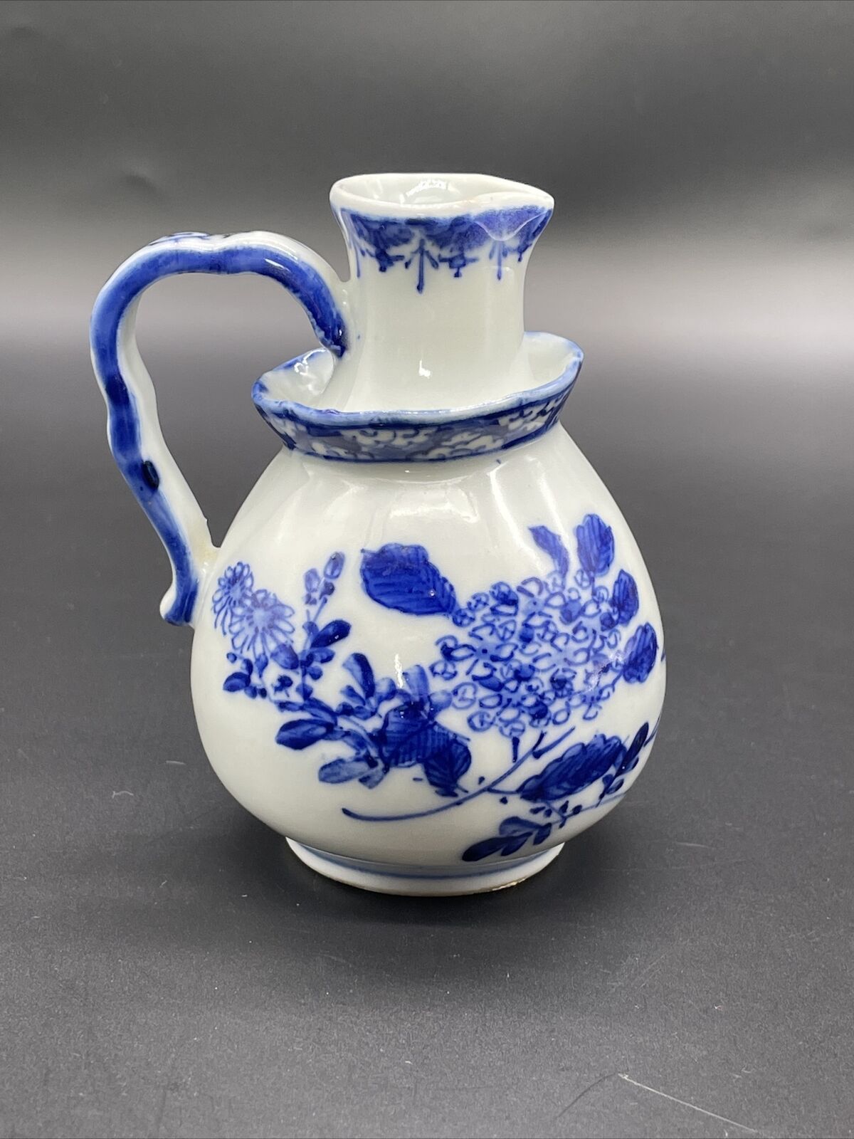 Japanese Arita Seto Meiji blue and white porcelain oil creamer condiment pitcher