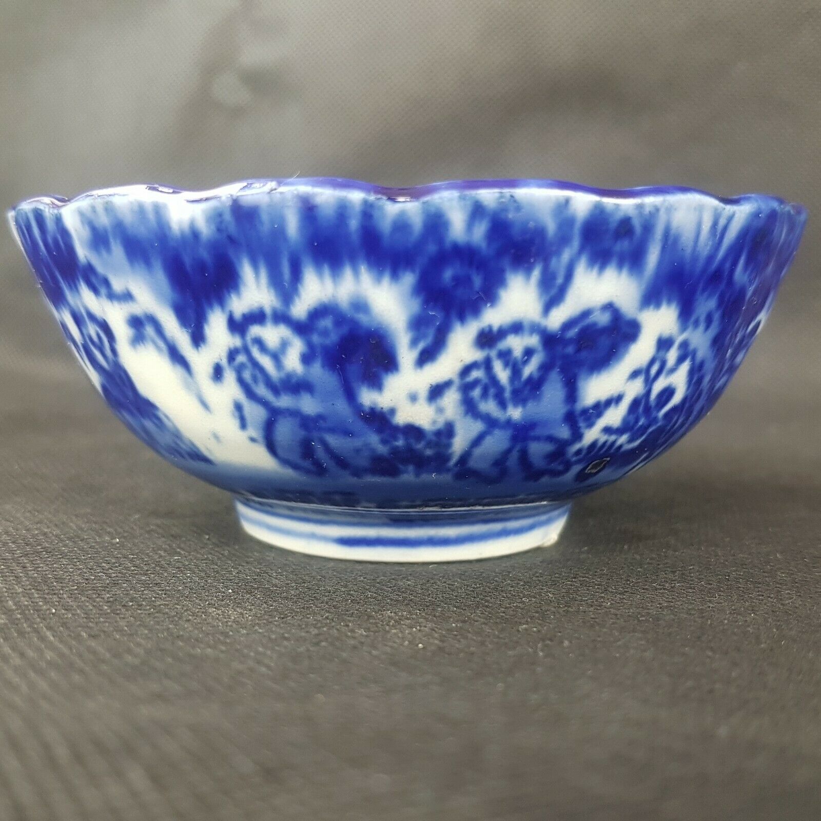 Flow Blue Japanese Meiji Period Porcelain Rice / Slop Bowl ~ Circa 1860