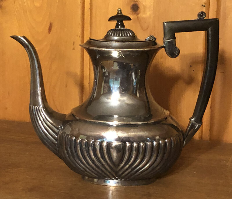 Antique ENGLISH WINCHESTER SILVERPLATE TEAPOT TEA COFFEE POT SHEFFIELD Bakelite