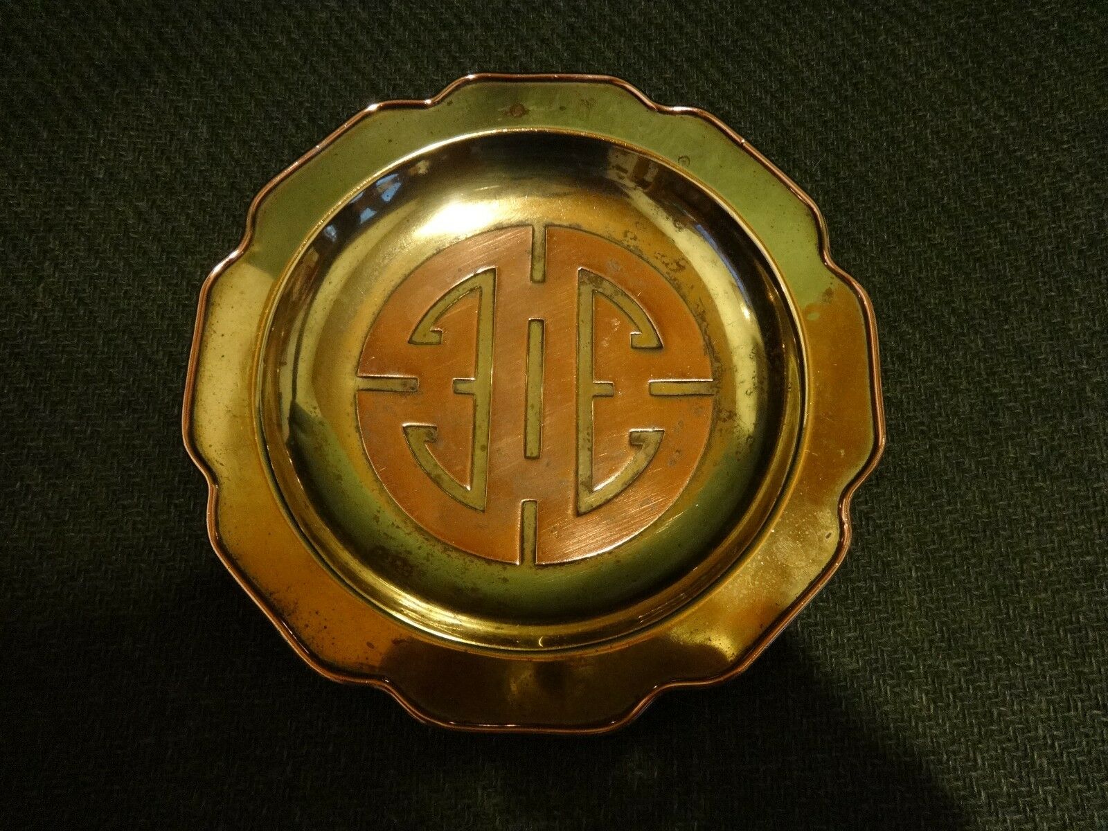 WOCO VINTAGE RARE BRASS & COPPER METAL TRAY, MADE IN HONG KONG BY WOCO