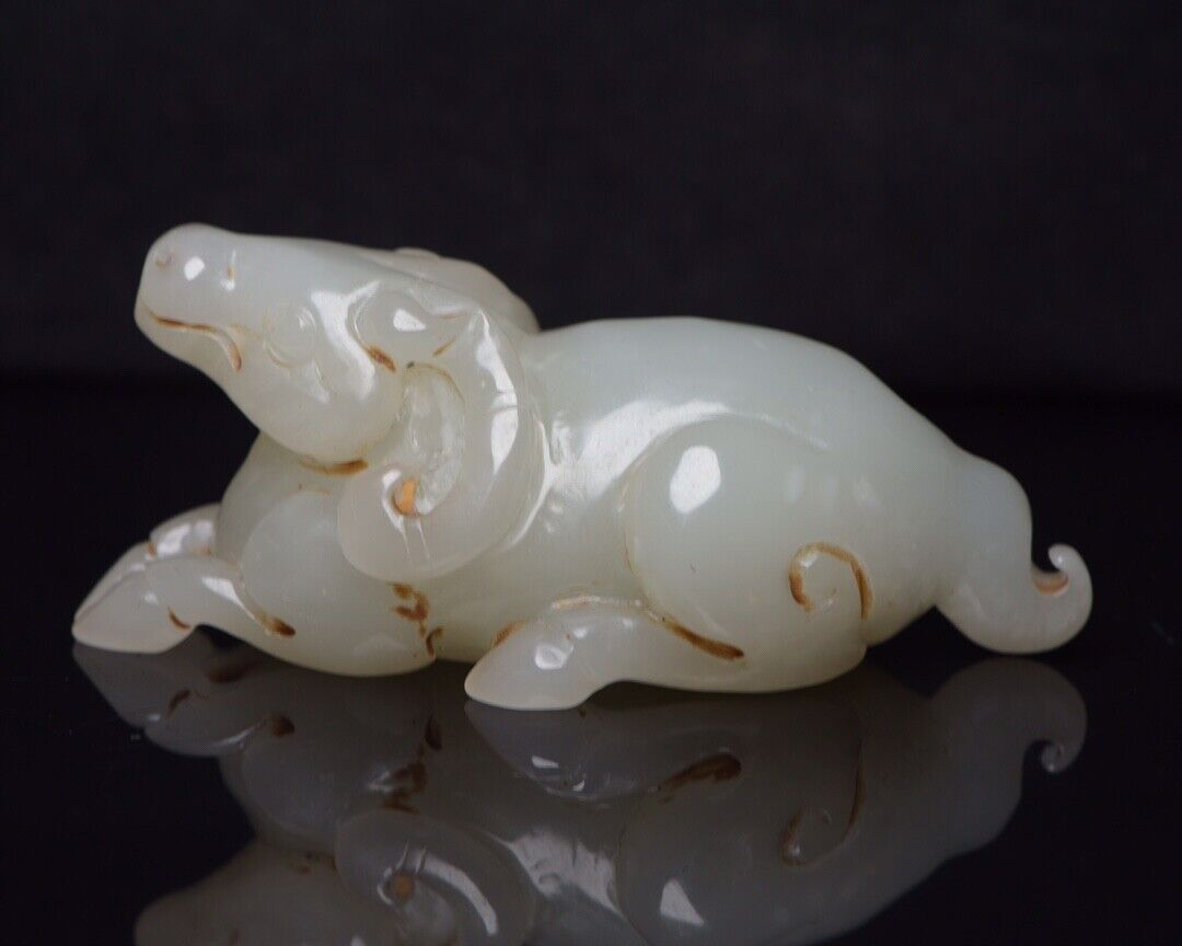 111g China Natural Hetian Jade Hand-carved zodiac cattle statue Pendant