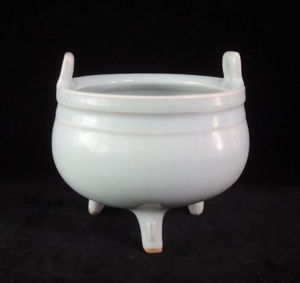 Rare Old Chinese Two Handles Natural Blue Glaze Porcelain Incense Burner Censer