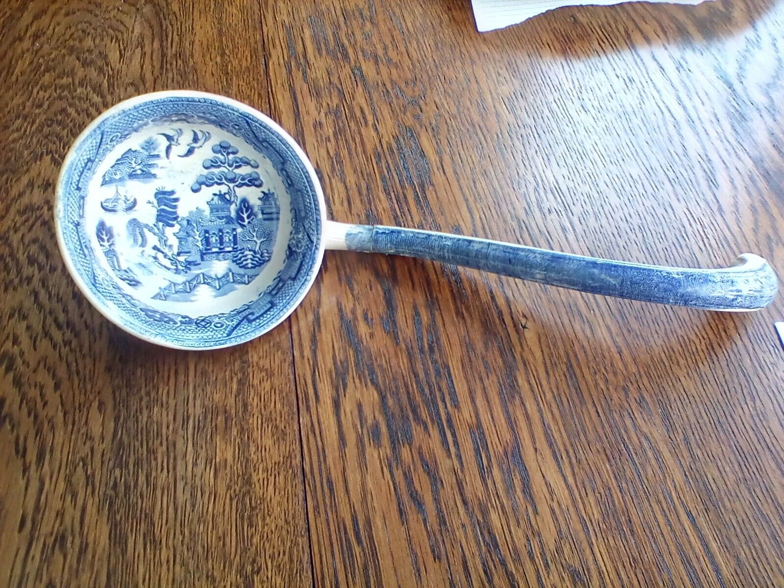 Willow pattern blue white pottery pearlware transfer print antique ladle AF
