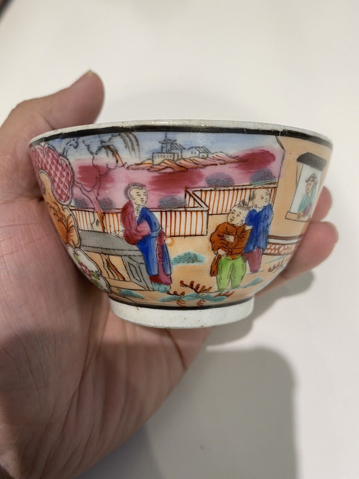 Antique Export chinese famille rose porcelain hand painted tea cup