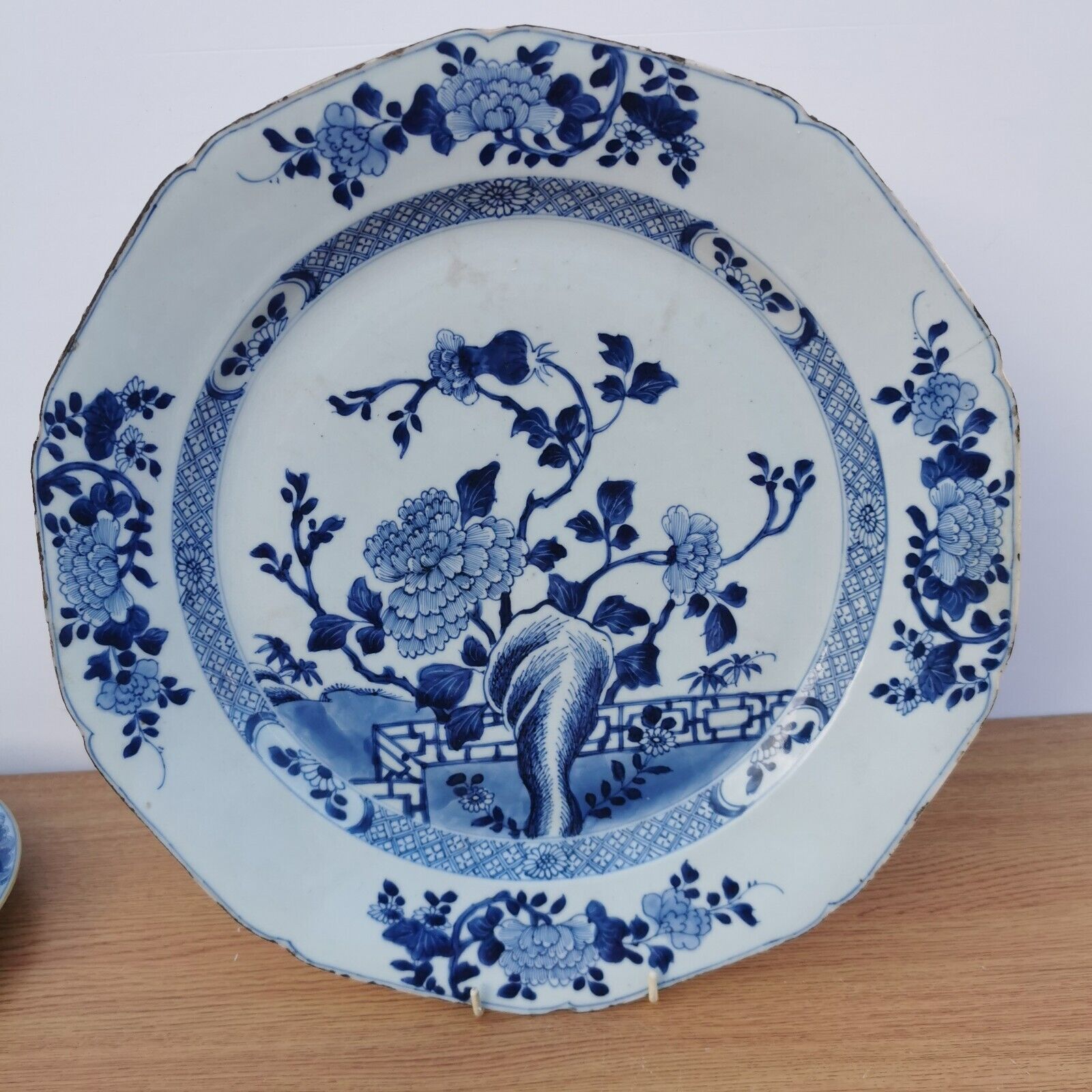 18th Century Chinese Export Charger Porcelain Octagonal Plate