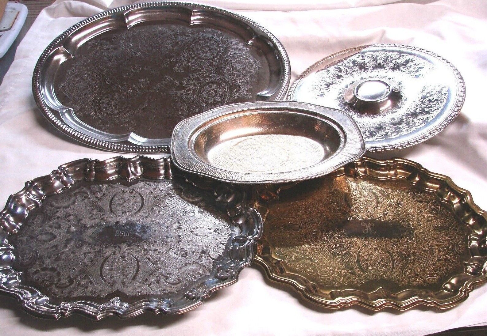 5 SILVERPLATE SERVING TRAYS / PLATTERS --- ONE IS GOLD COLOR