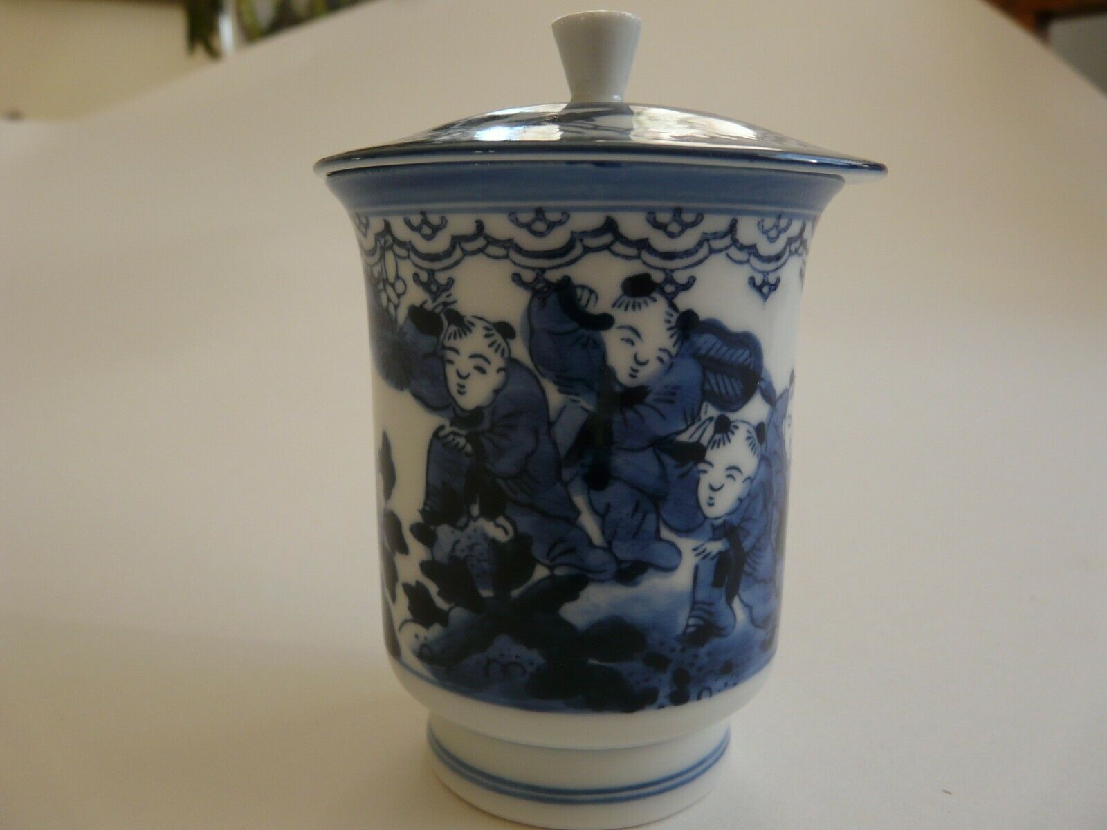 Chinese blue and white jar with lid