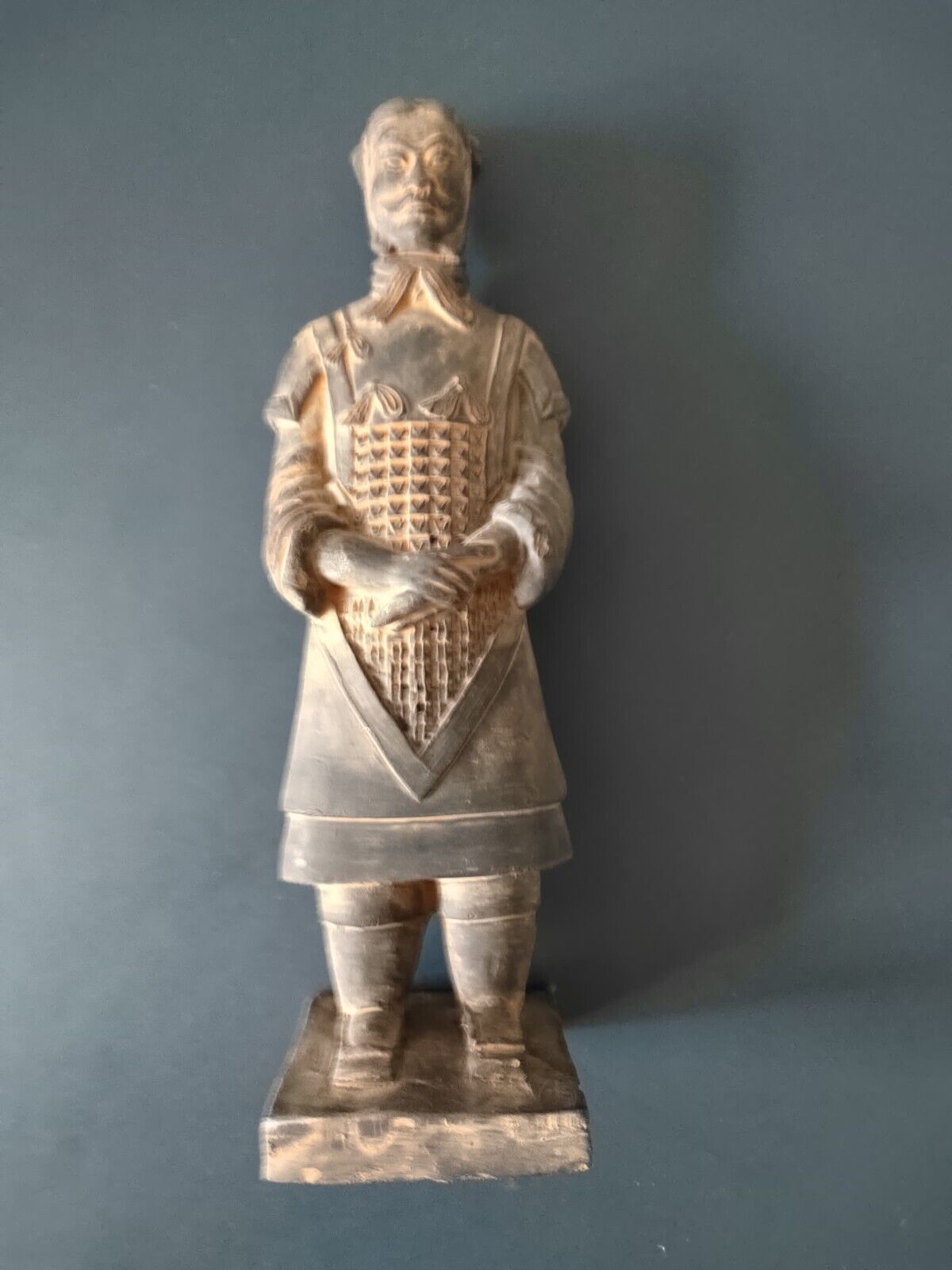 Antique Valuations: Ancient Chinese Terracotta Army Figurine, Warrior. General.
