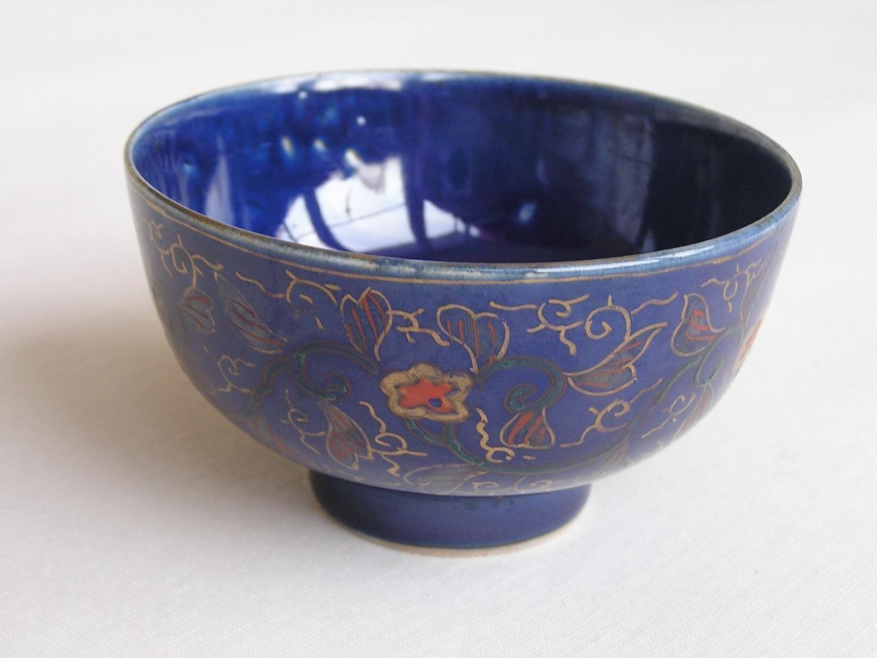 Antique Valuations: Japanese Imari Arita bowl ruri glaze 1868-1912 Meiji handpainted #1088