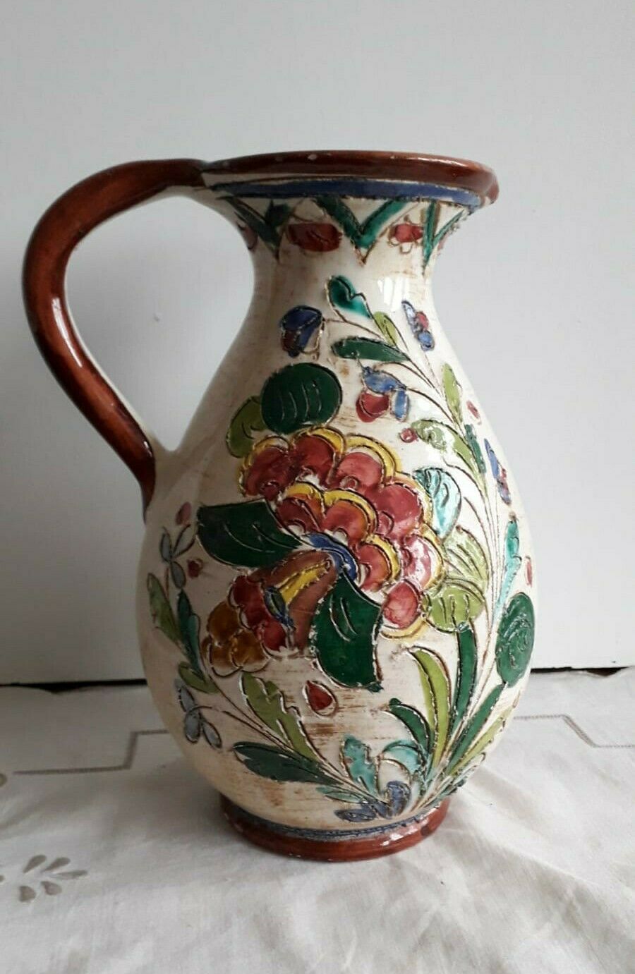 Antique Valuations: Antique Italian Majolica Pottery Sgraffito Pitcher c.1900's RARE