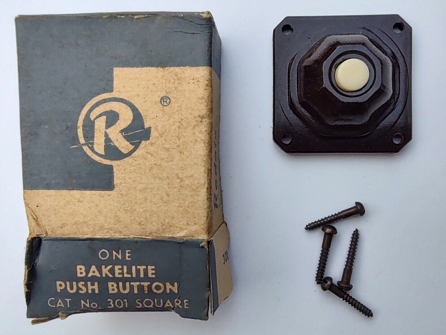 Antique Valuations: NOS Vintage Brown Rodale Bakelite Push Button Doorbell Square 301 Art Deco L@@K!