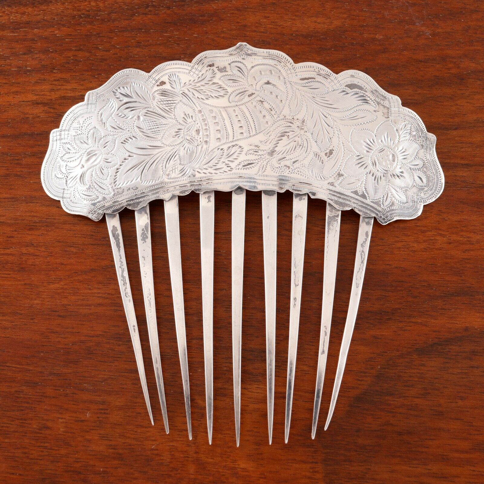 Antique Valuations: AMERICAN AESTHETIC COIN SILVER HAIR COMB ENGINE TURNED CORNUCOPIA FLORAL FOLIATE