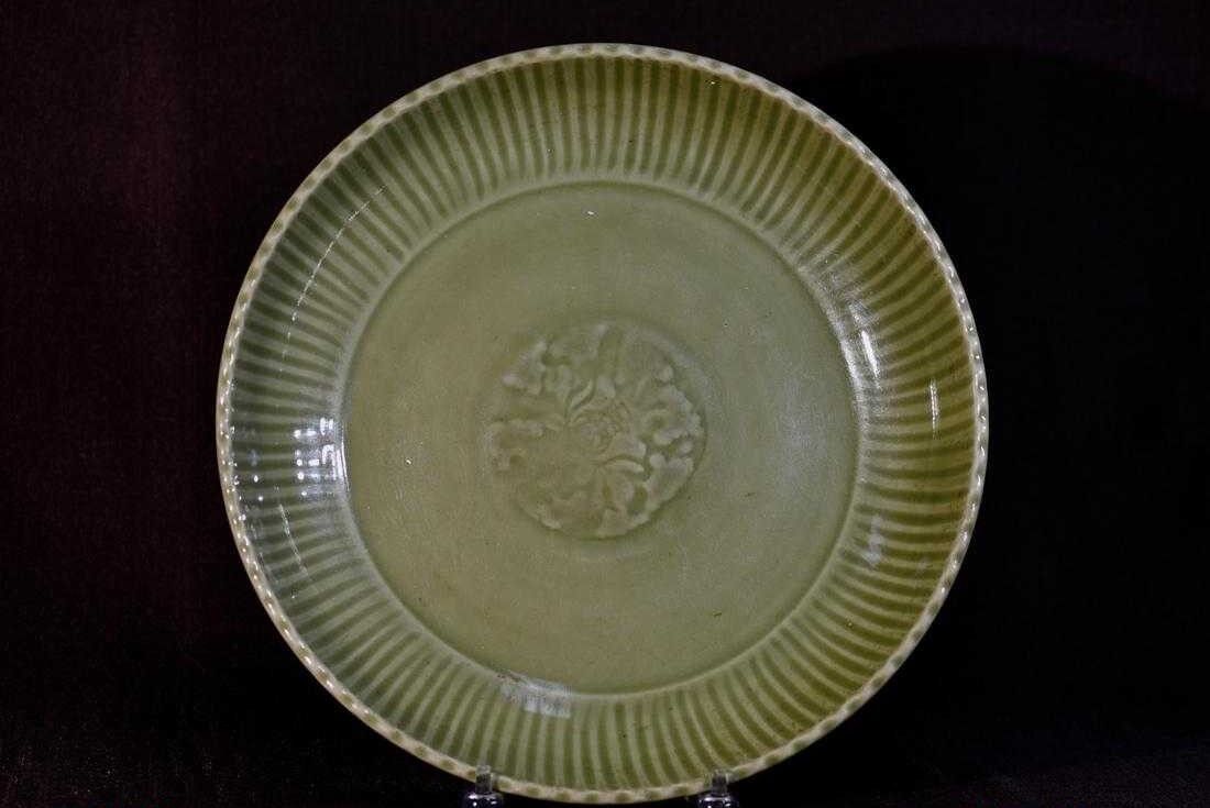 Antique Valuations: A Large and Rare Chinese Ming Dynasty Celadon Porcelain Charger.