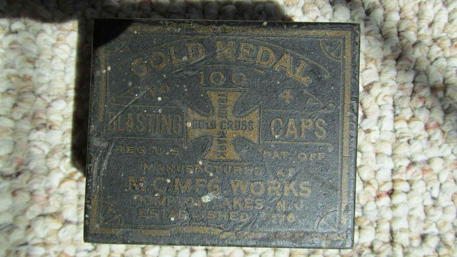 Antique Valuations: Metallic Cap Manufacturing Works 100 No 4 Gold Medal Blasting Cap Tin-New Jersey
