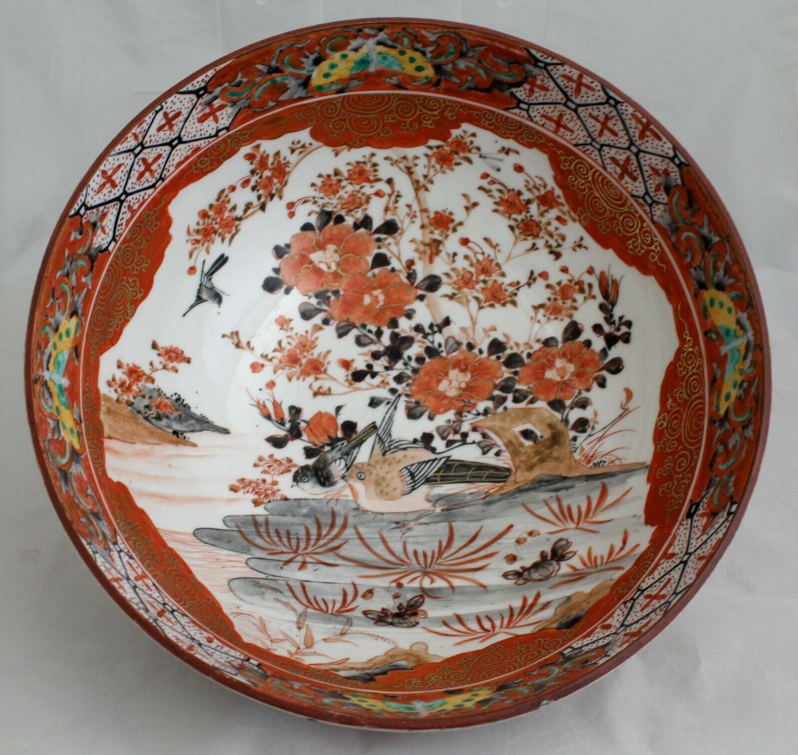Antique Valuations: Large 9.5" Diameter Japanese Meiji Aka-e Kutani Porcelain Bowl Birds & Flowers