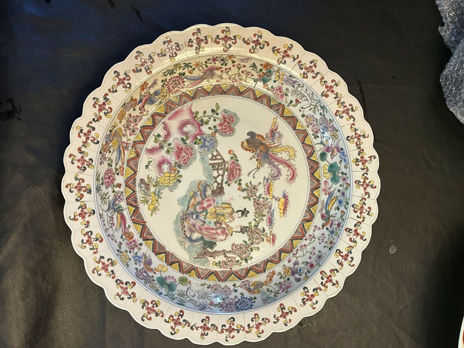 Antique Valuations: Chinese Porcelain Charger Plate Bowl Qing Dynasty Guangxu  mark
