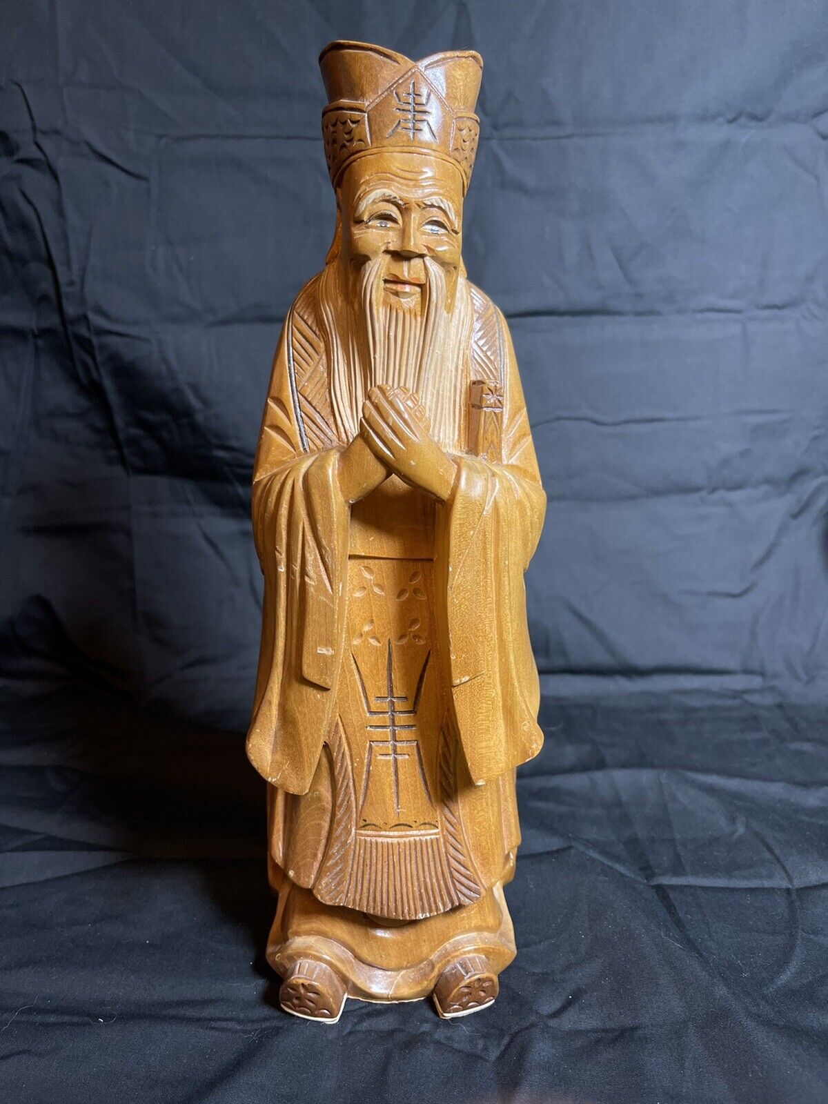 Antique Valuations: Vintage Monk Chinese/ Japan 11" Olive Wooden Hand Carved Old Monk Man Statue