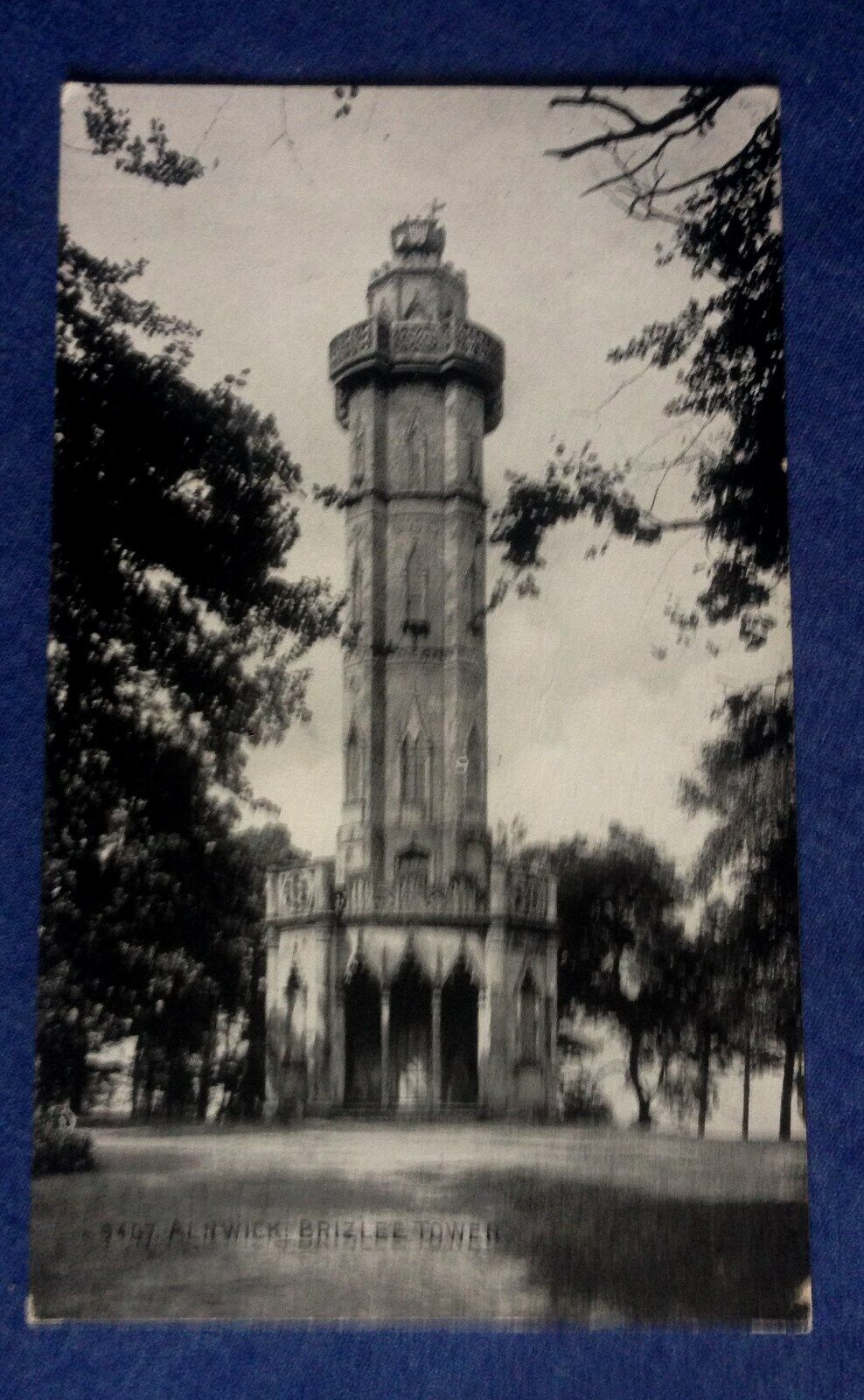 Vintage Service.  Alnwick.  Brizlee Tower (T)