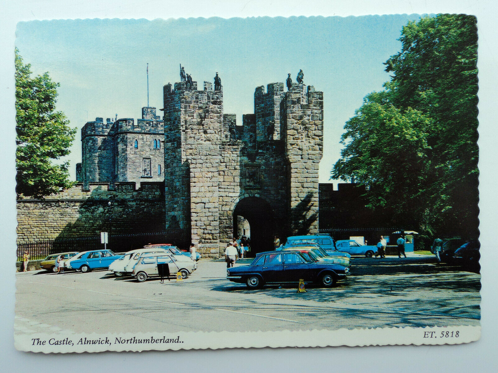 Valentines Large old colour PC Castle, Alnwick, Northumberland. Unposted. Cars