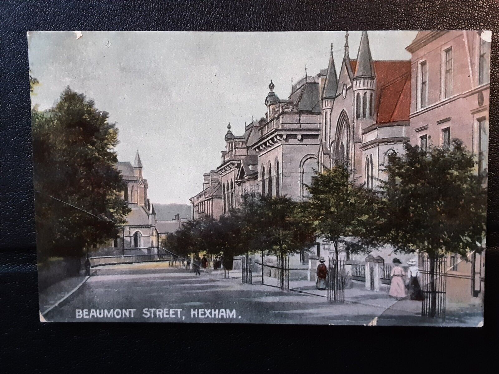 House Clearance:Old Gem series service of Beaumont Street, Hexham, Northumberland posted 1907AF