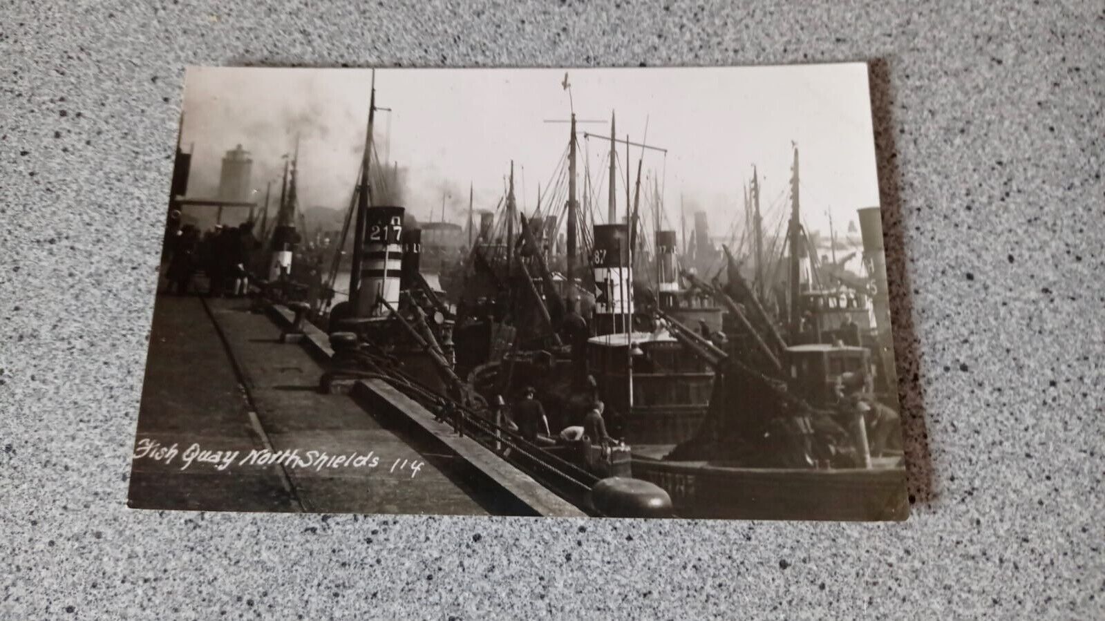 House Clearance - OLD POSTCARD, FISH QUAY, NORTH SHIELDS, ENGLAND, No. 114