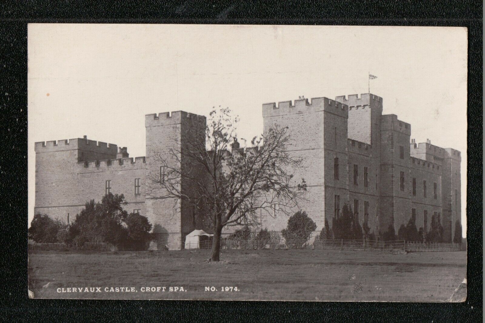 House Clearance - Clervaux Castle Croft Spa 1919 Brittain & Wright RP Service Nr Darlington