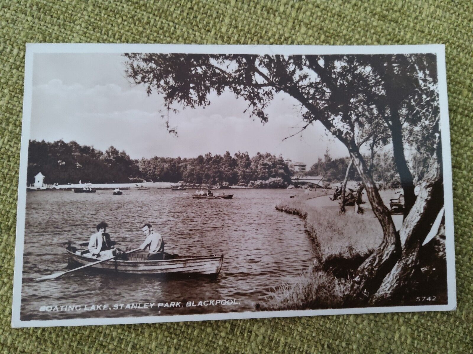 House Clearance - Old 1965 Boating Lake, Stanley Park,Blackpool PC. Couple Rowing. Real Photo 