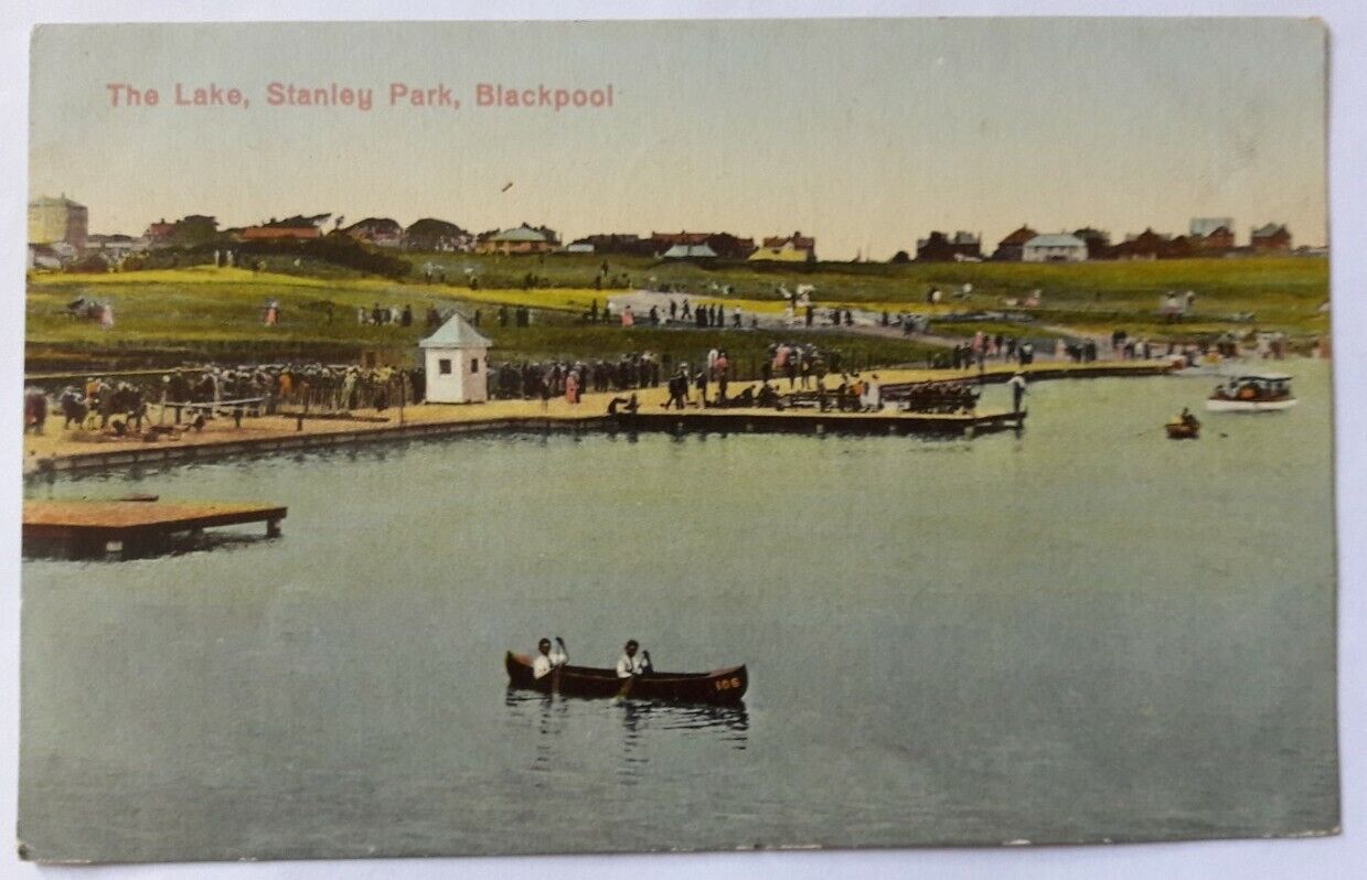 House Clearance - 1 OLD POSTCARD OF THE LAKE , STANLEY PARK , BLACKPOOL , postally used 1932