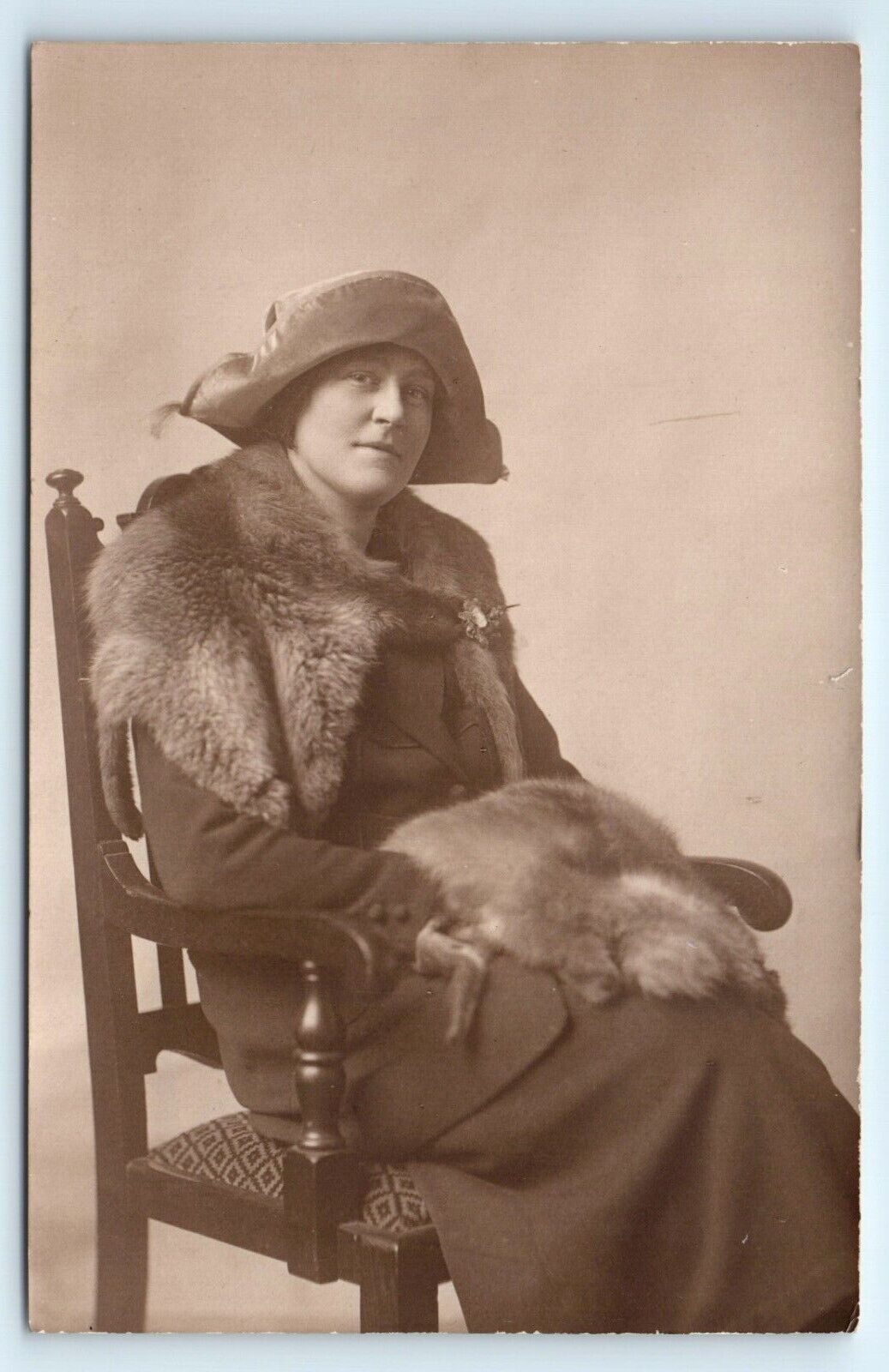 House Clearance - POSTCARD LADY POSED FURS STUDIO REAL PHOTOGRAPH A E STANLEY BEDMINSTER BRISTOL