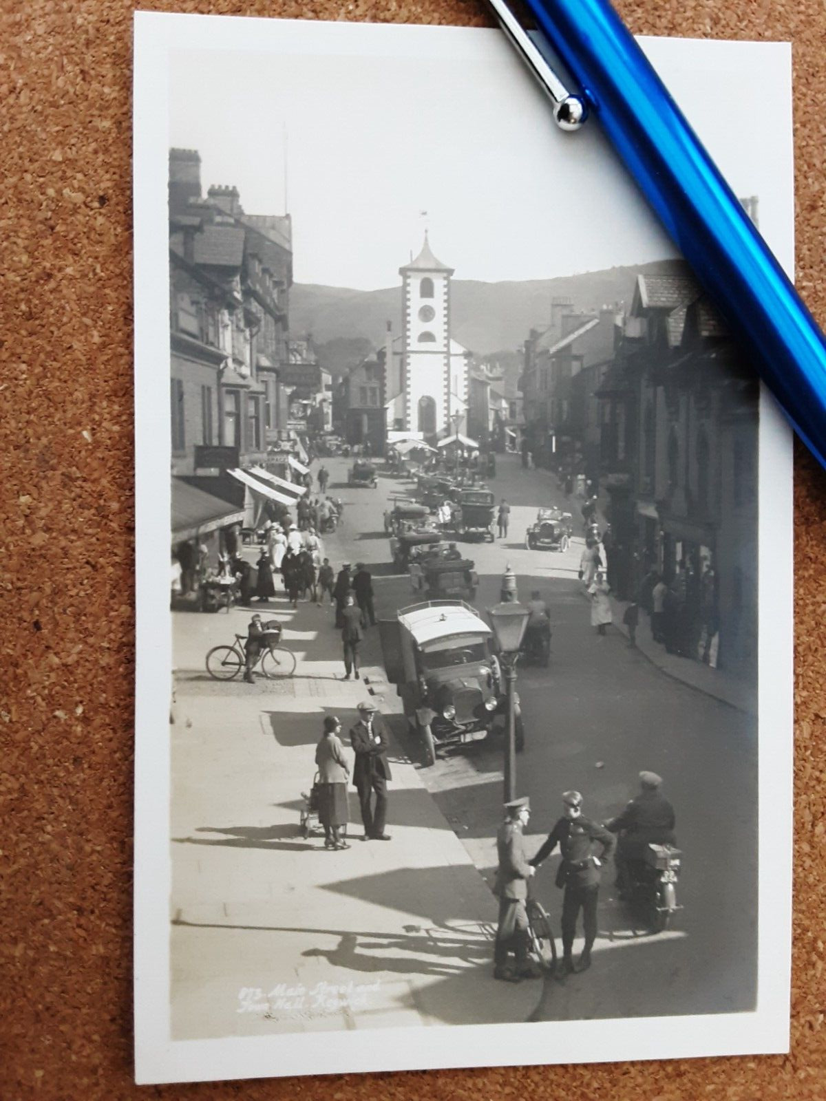 House Clearance - Service Cumbria Keswick Main St ,Town Hall Old vehicles & Servicemen Real photo